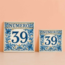Número vivienda flores esquina azul – Personalizado